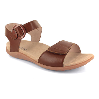 Strive Bay in Tan - side view