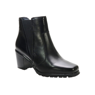 David Tate Energy in Black Lamb - side view
