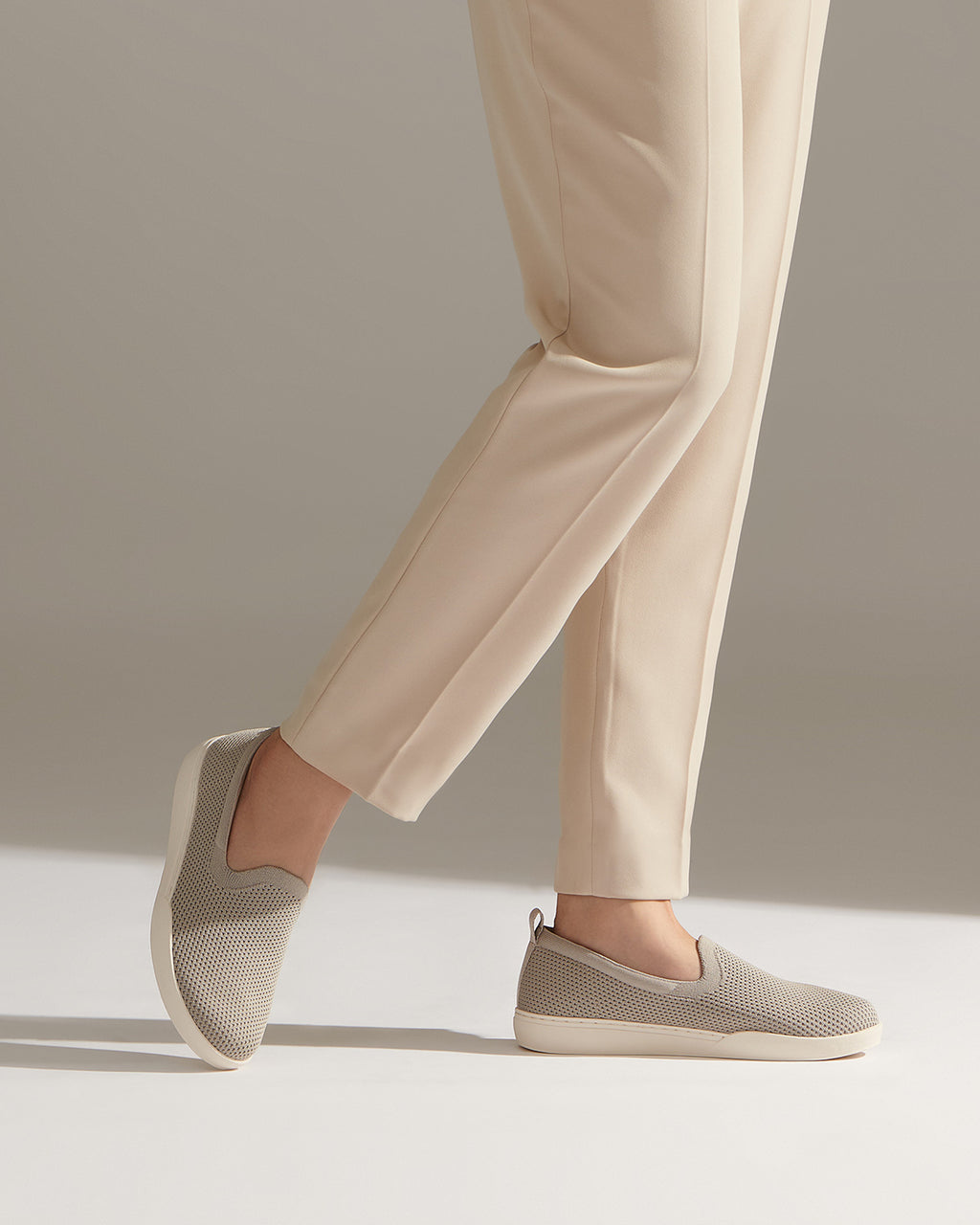 ABEO Encore Knit Slip On - FootSmart display picture 1