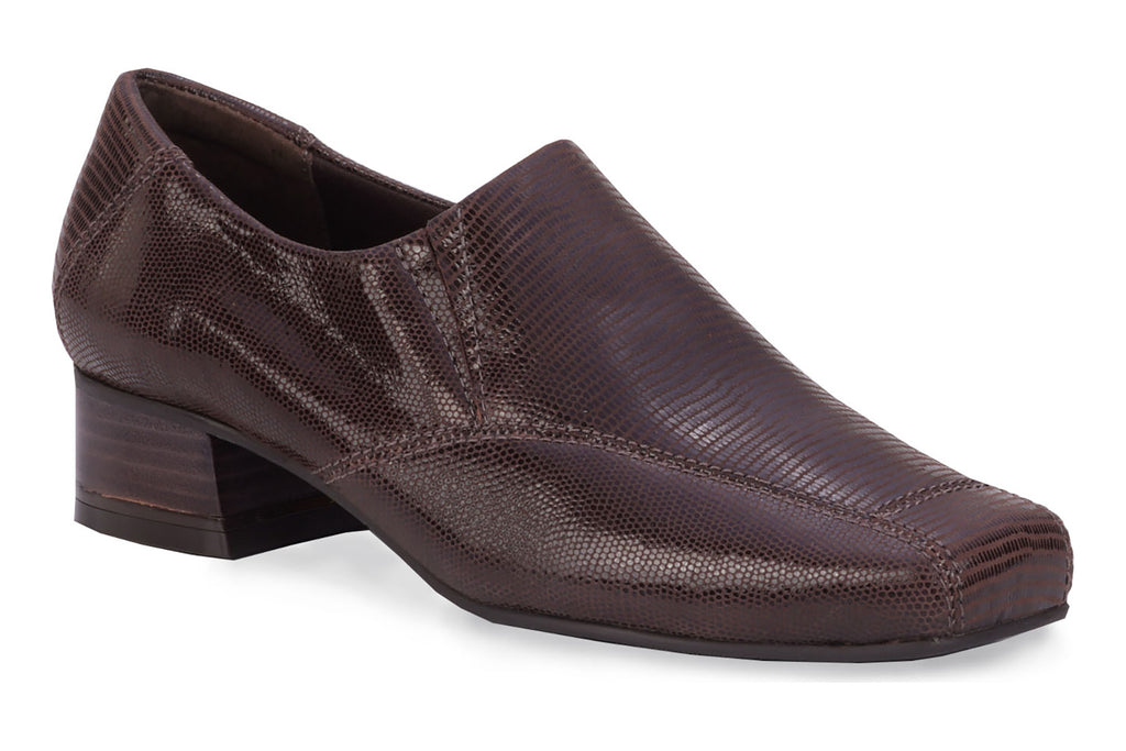 Footsmart women's dress shoes 2025