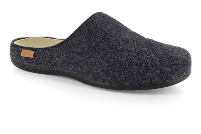 Strive Copenhagen in Dark Grey - side view