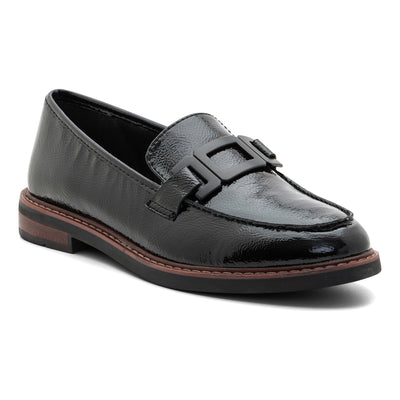 ara Katsura in Black Patent - side view