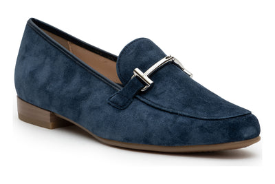 ara Kelowna in Indigo - side view