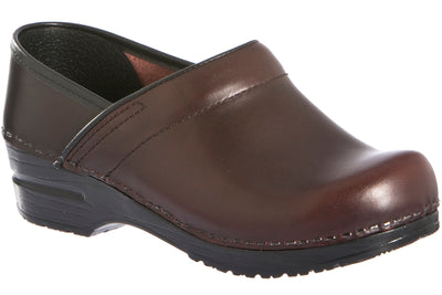 Dansko Pro in Cordovan Cabrio - side view