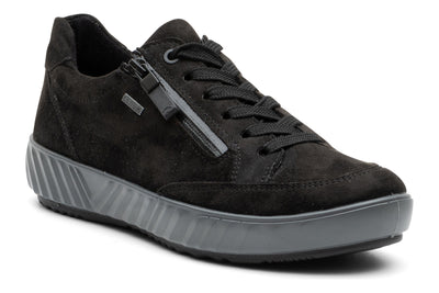 ara Allesandra in Black - side view