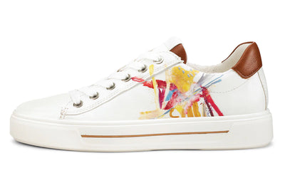 ara Camden in White Decasa - side view