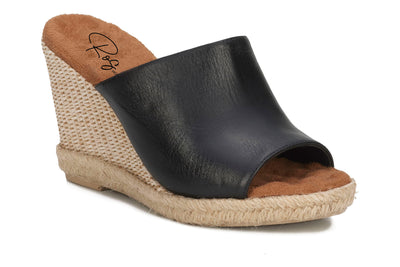 Ros Hommerson Kinsley in Black Nappa - side view