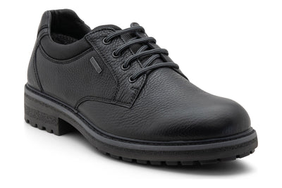ara Farren in Black - side view