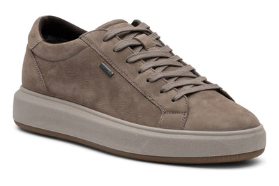 ara Finnick in Beige - side view