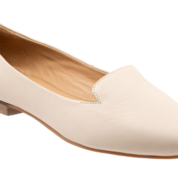 Harlowe pointy toe loafer discount