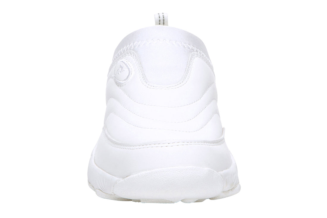 Slip-on shoe, white leather, Propet Ww So II Sr, cushioned insole, thick sole, subtle stitching for women.